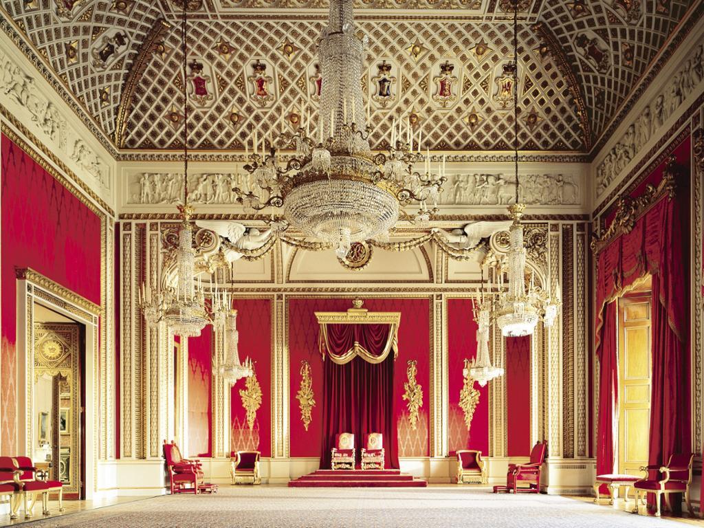 Buckingham Palace State Rooms Ticket and Royal Walking Tour