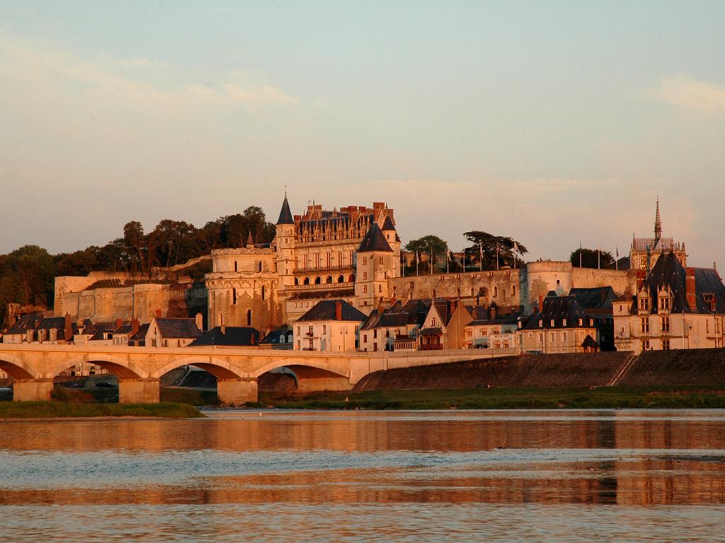 Chateaux Country- The best of Loire Valley Castles Guided Tour