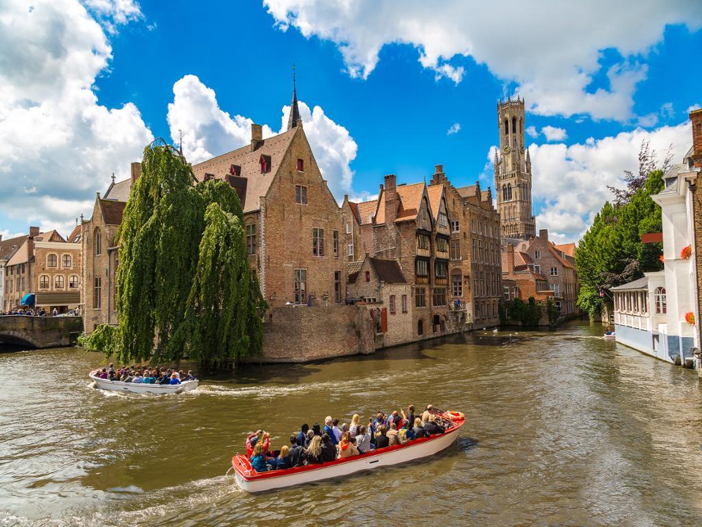 Audioguided Bruges - Full-Day Tour